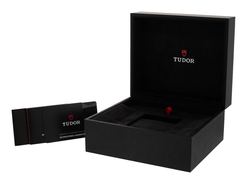 Tudor Black Bay 41 M79540-0004